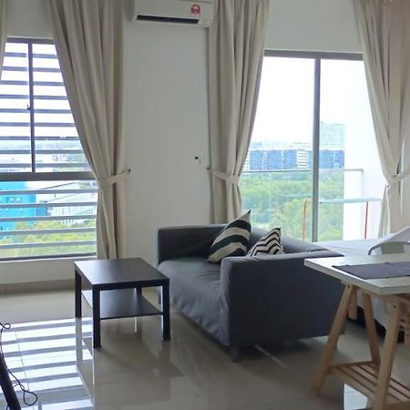 Peace Home 03 Cyberjaya Exterior photo